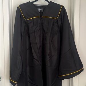 Balfour CSULB Cal State Long Beach campus large graduation robe 48 w cap
